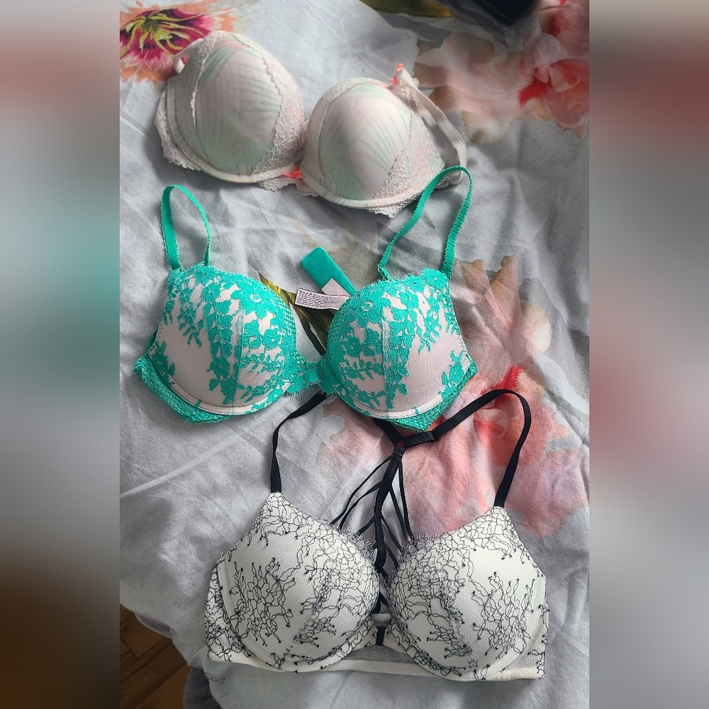 Victoria Secret bras